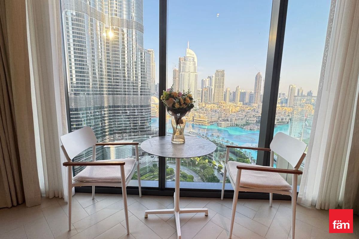 3 bedroom apartment in The Address Residences Dubai Opera Tower 1, photograph 6 of 15