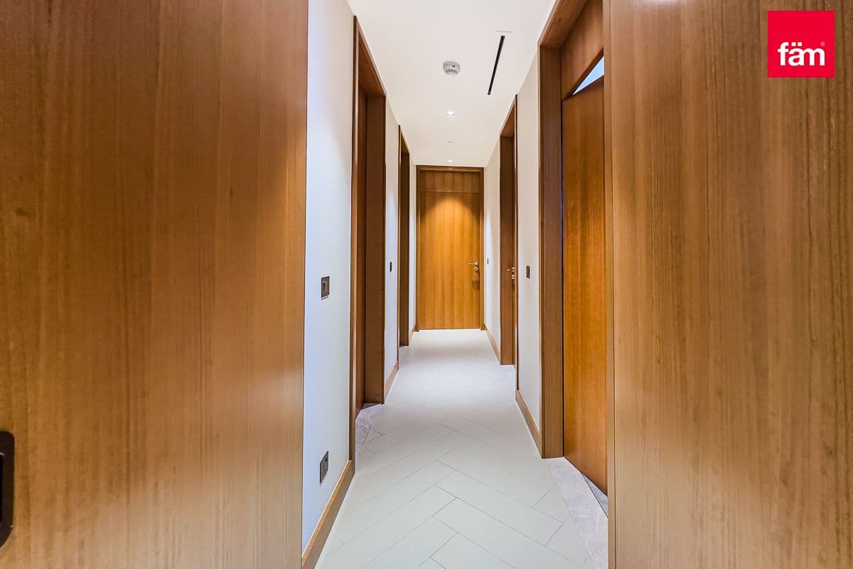 3 bedroom apartment in The Address Residences Dubai Opera Tower 2, photograph 13 of 20