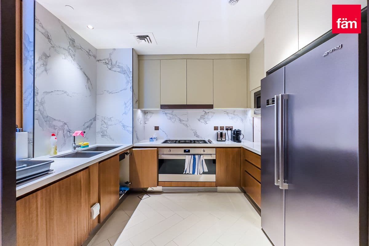 3 bedroom apartment in The Address Residences Dubai Opera Tower 2, photograph 17 of 20