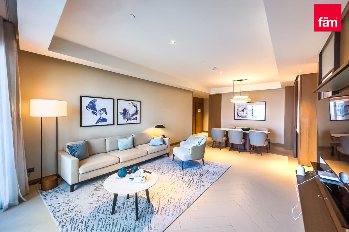 3 bedroom apartment in The Address Residences Dubai Opera Tower 2, photograph 3 of 20