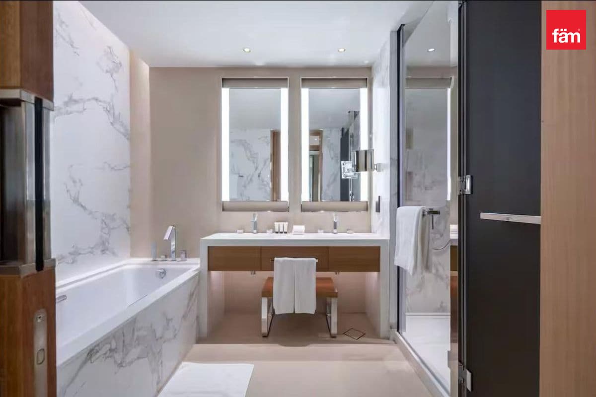 2 bedroom apartment in The Address Residences Dubai Opera Tower 2, photograph 15 of 16