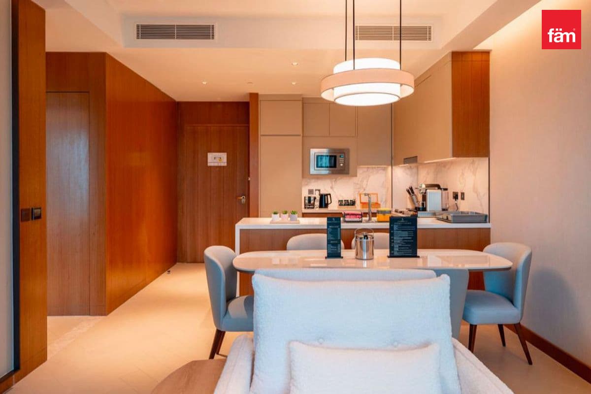 2 bedroom apartment in The Address Residences Dubai Opera Tower 2, photograph 3 of 16