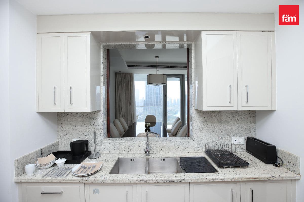3 bedroom apartment in The Address Sky View Tower 1, photograph 4 of 18