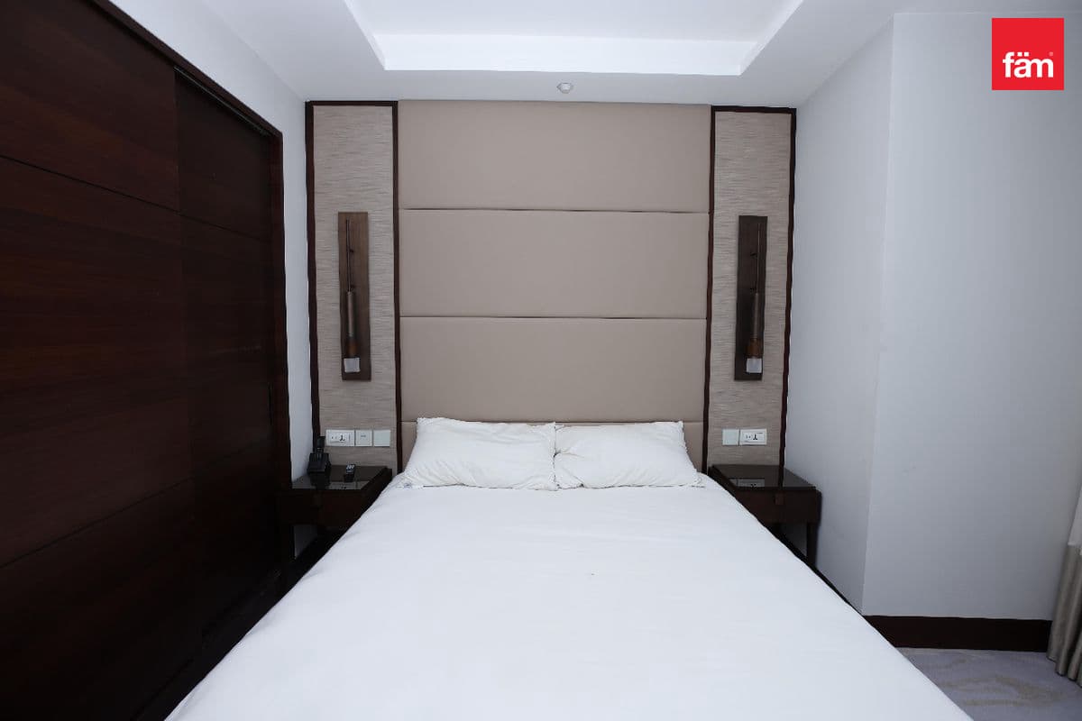 3 bedroom apartment in The Address Sky View Tower 1, photograph 11 of 18