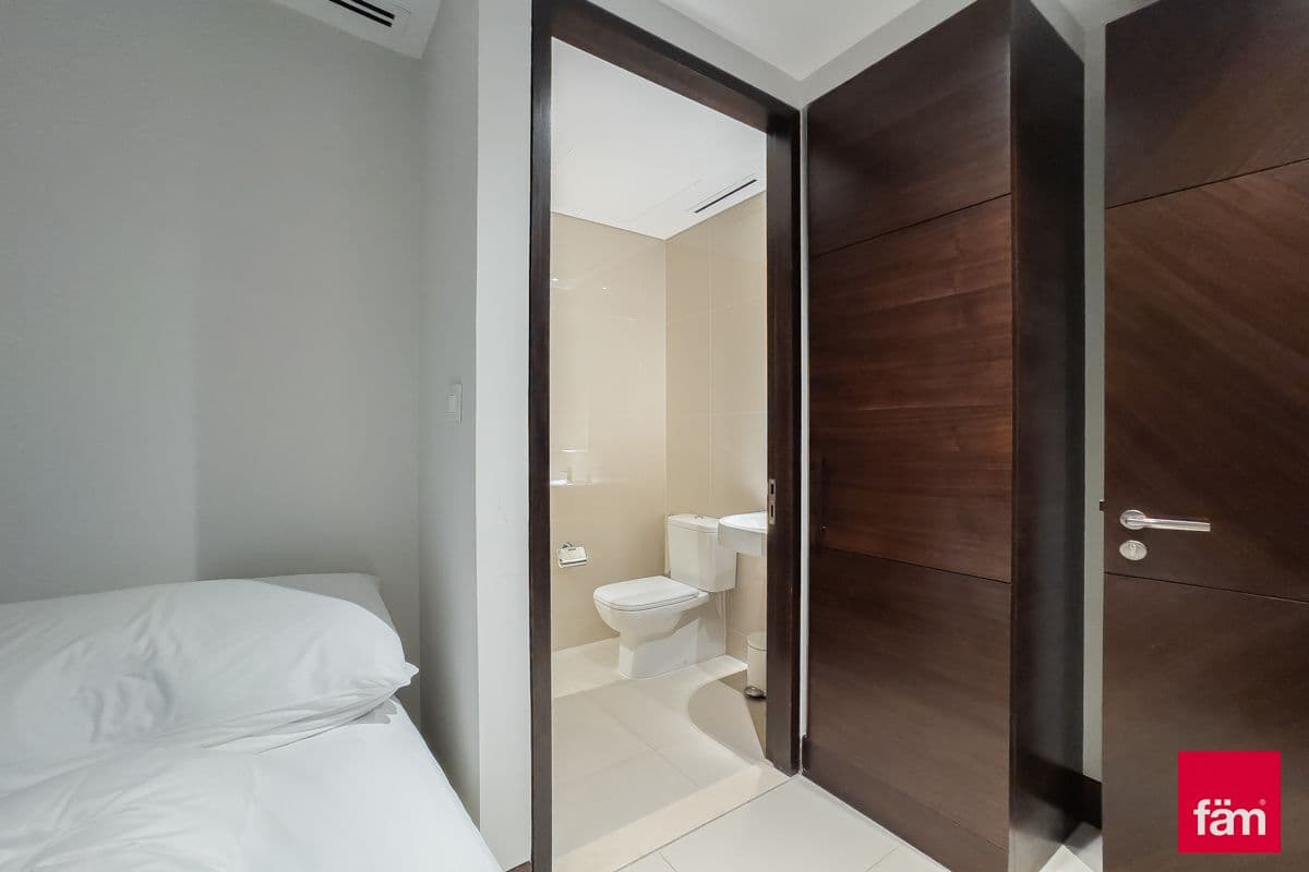 3 bedroom apartment in The Address Sky View Tower 1, photograph 16 of 20
