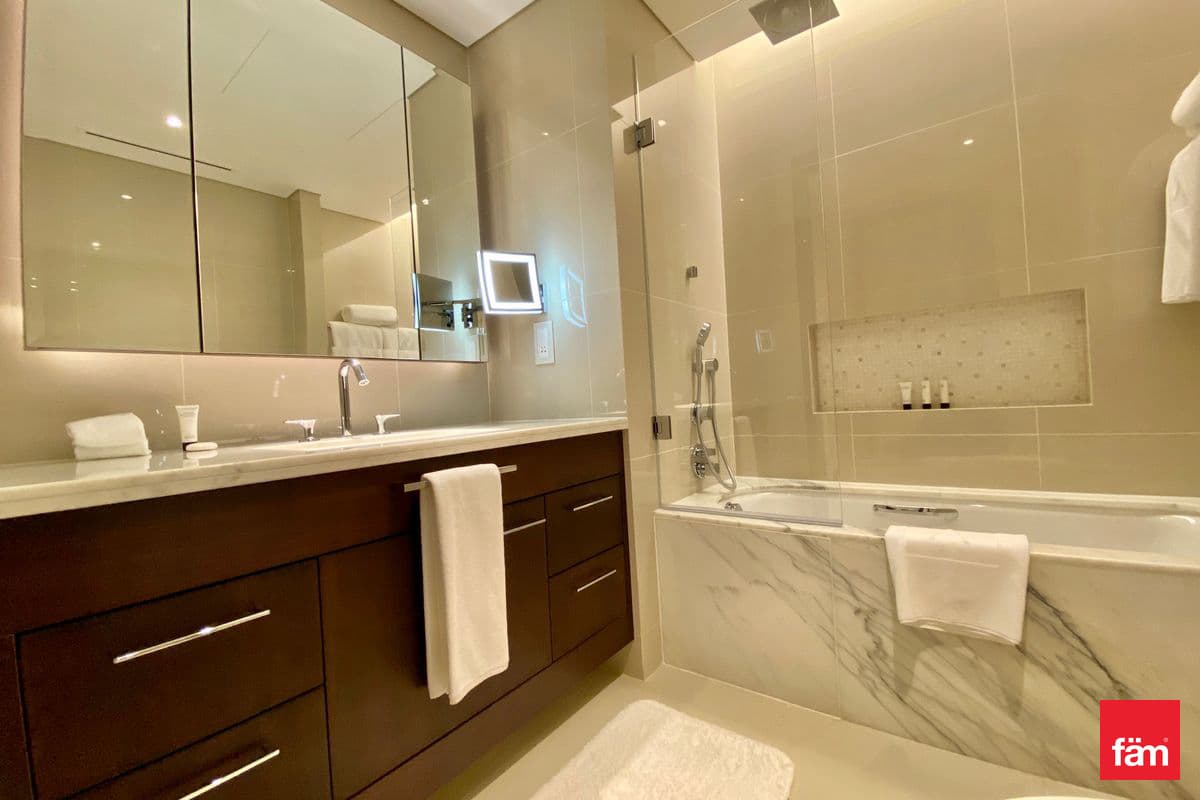 2 bedroom apartment in The Address Sky View Tower 2, photograph 10 of 14
