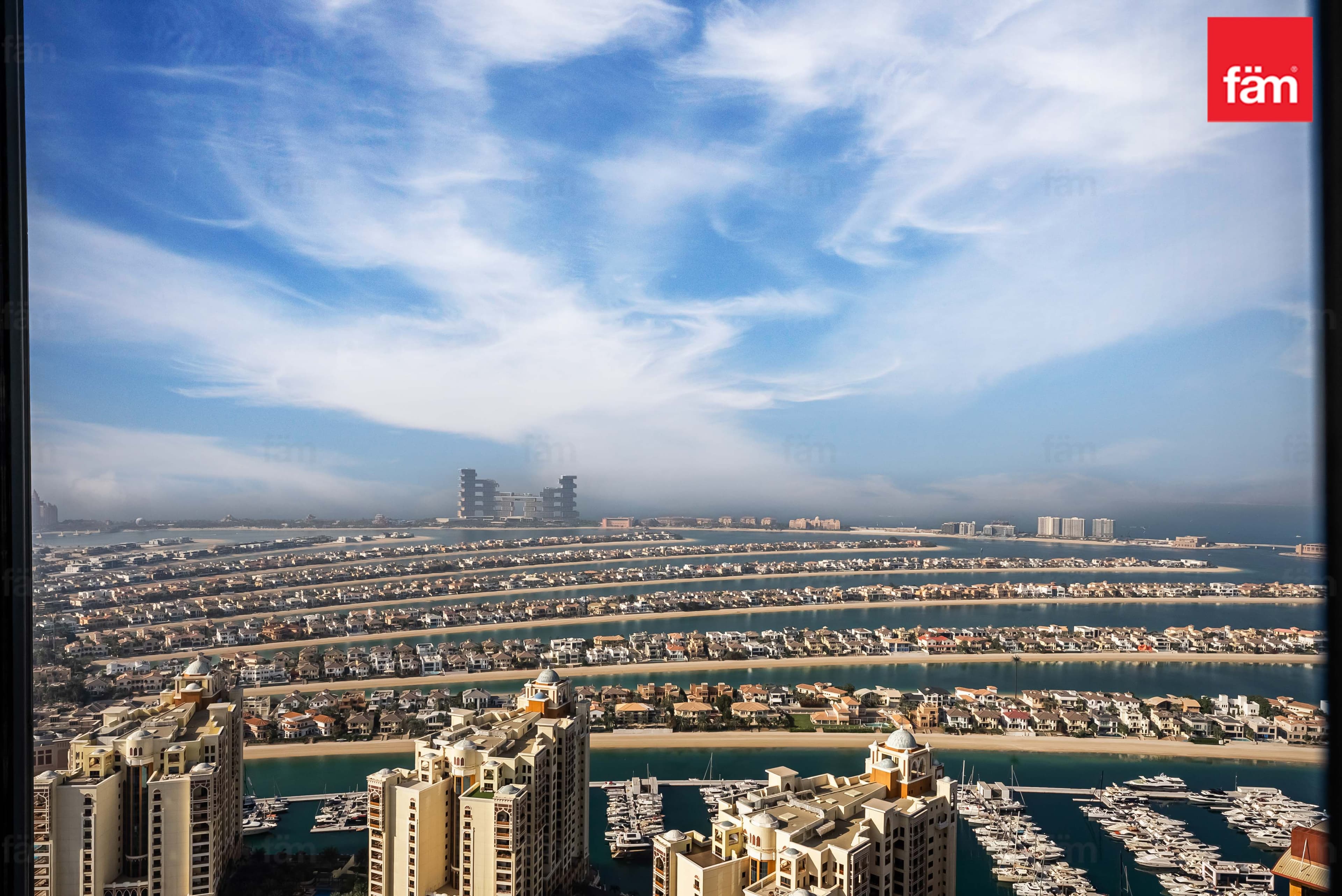 1 bedroom apartment in The Palm Tower, photograph 2 of 20