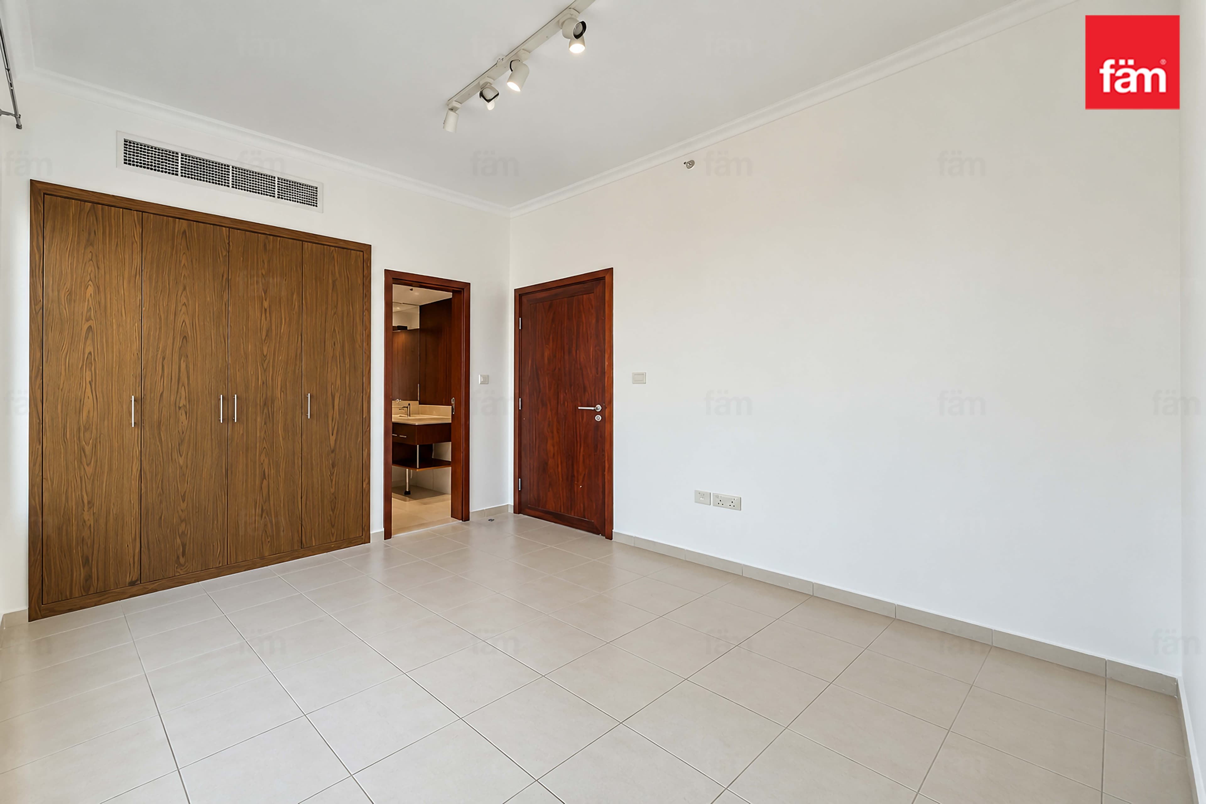 3 bedroom apartment in The Residences 2 - T2, photograph 17 of 20