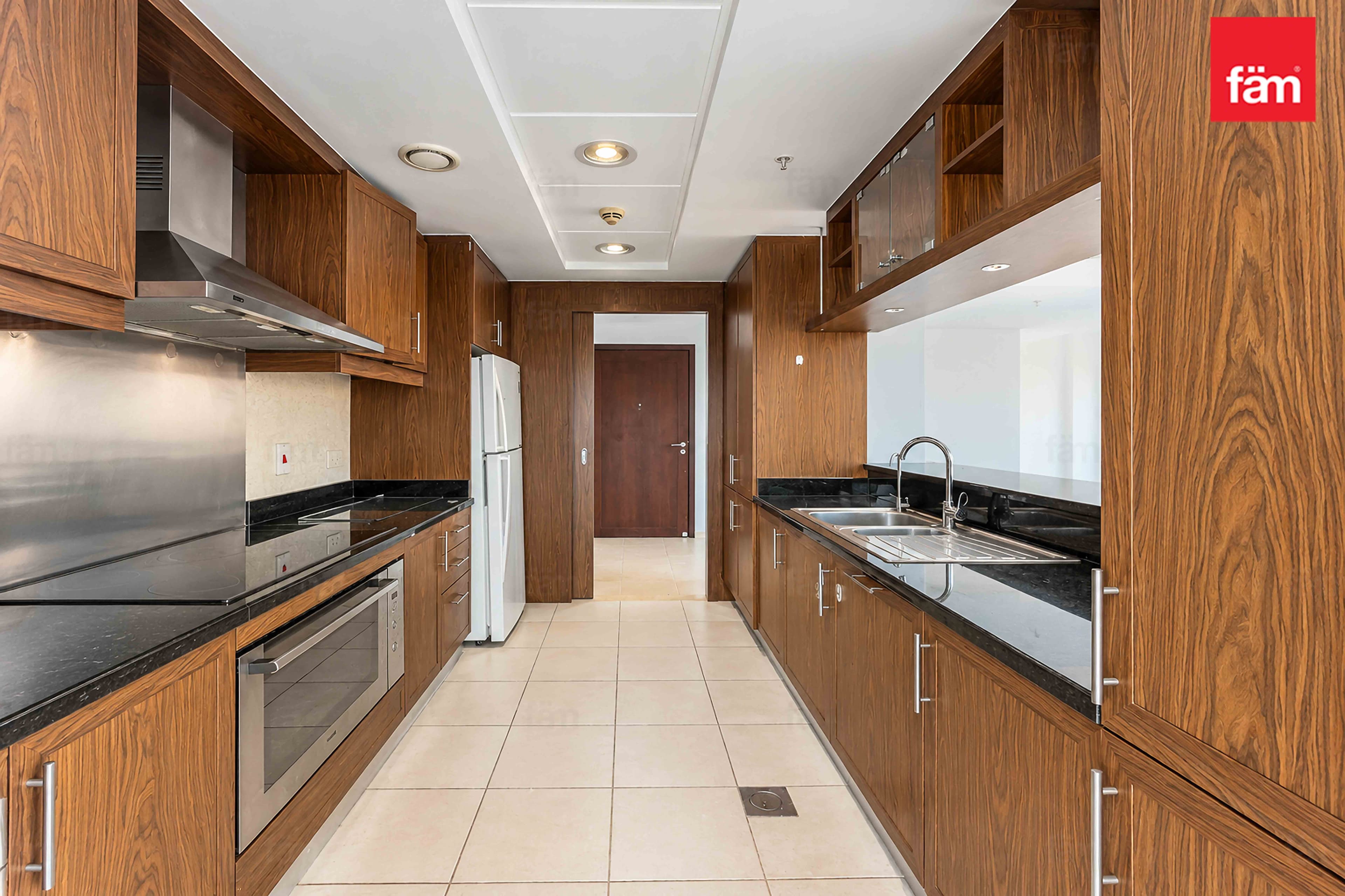 3 bedroom apartment in The Residences 2 - T2, photograph 10 of 20