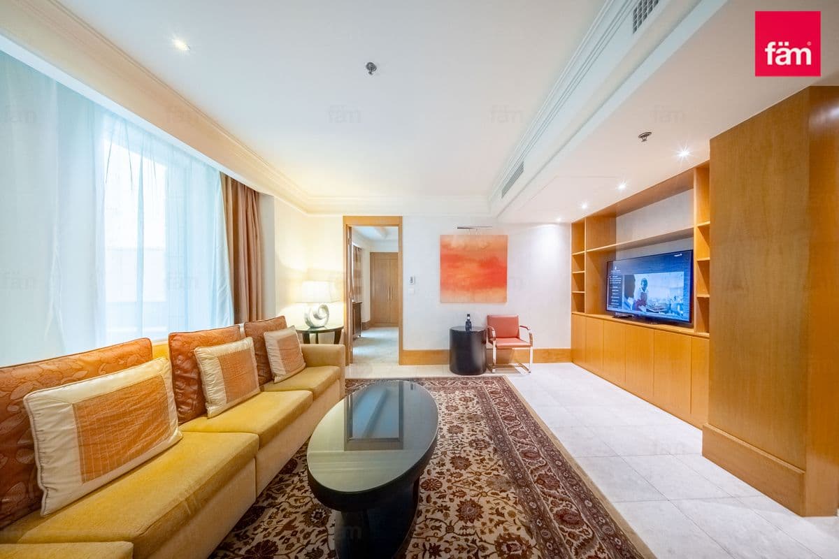 1 bedroom apartment in The Ritz-Carlton - DIFC, photograph 7 of 16