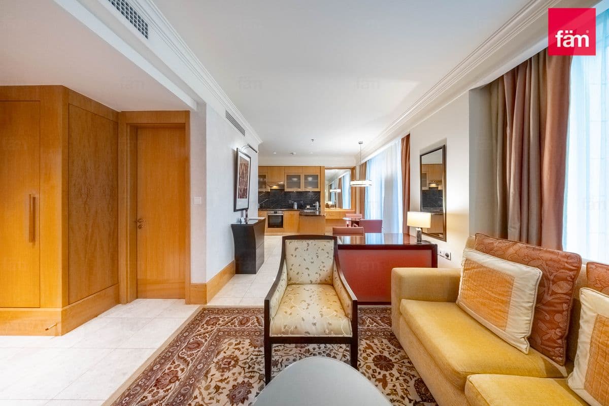1 bedroom apartment in The Ritz-Carlton - DIFC, photograph 8 of 16