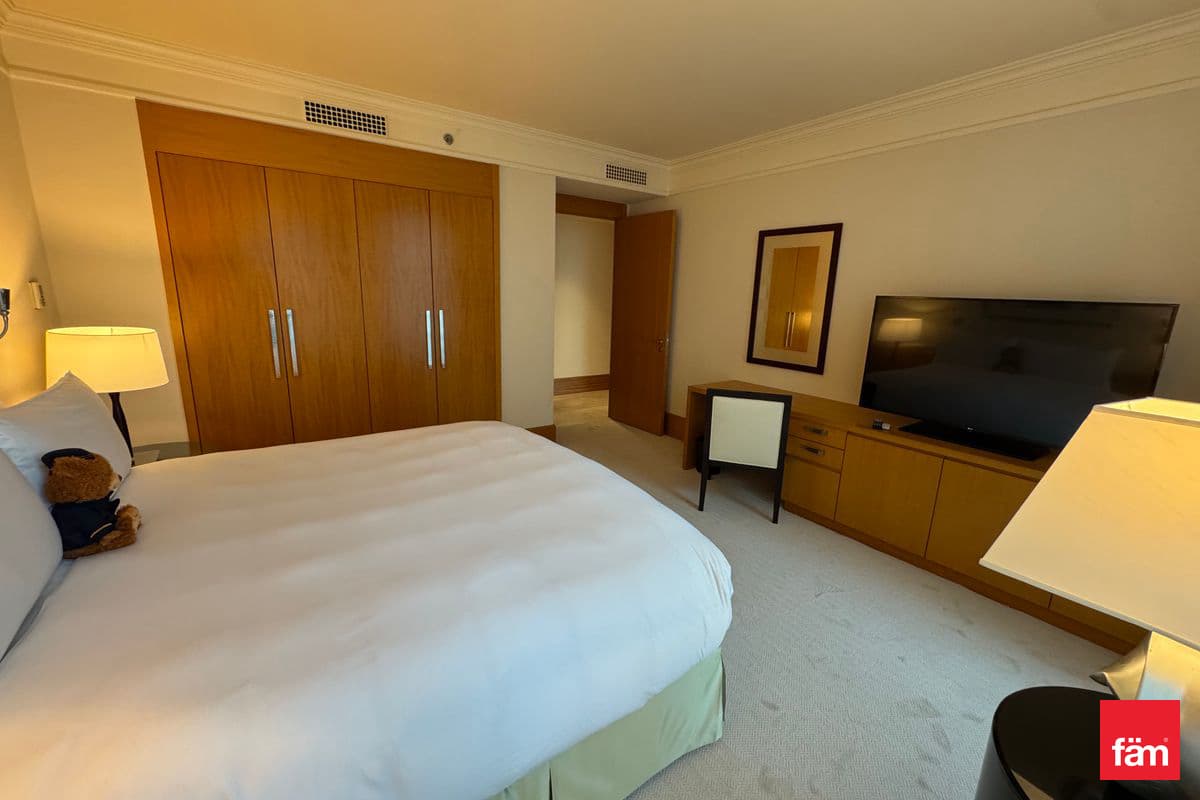 2 bedroom apartment in The Ritz-Carlton - DIFC, photograph 9 of 19