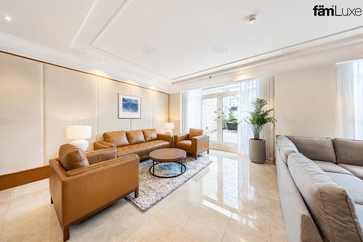 3 bedroom apartment in The Ritz-Carlton - DIFC, photograph 3 of 20