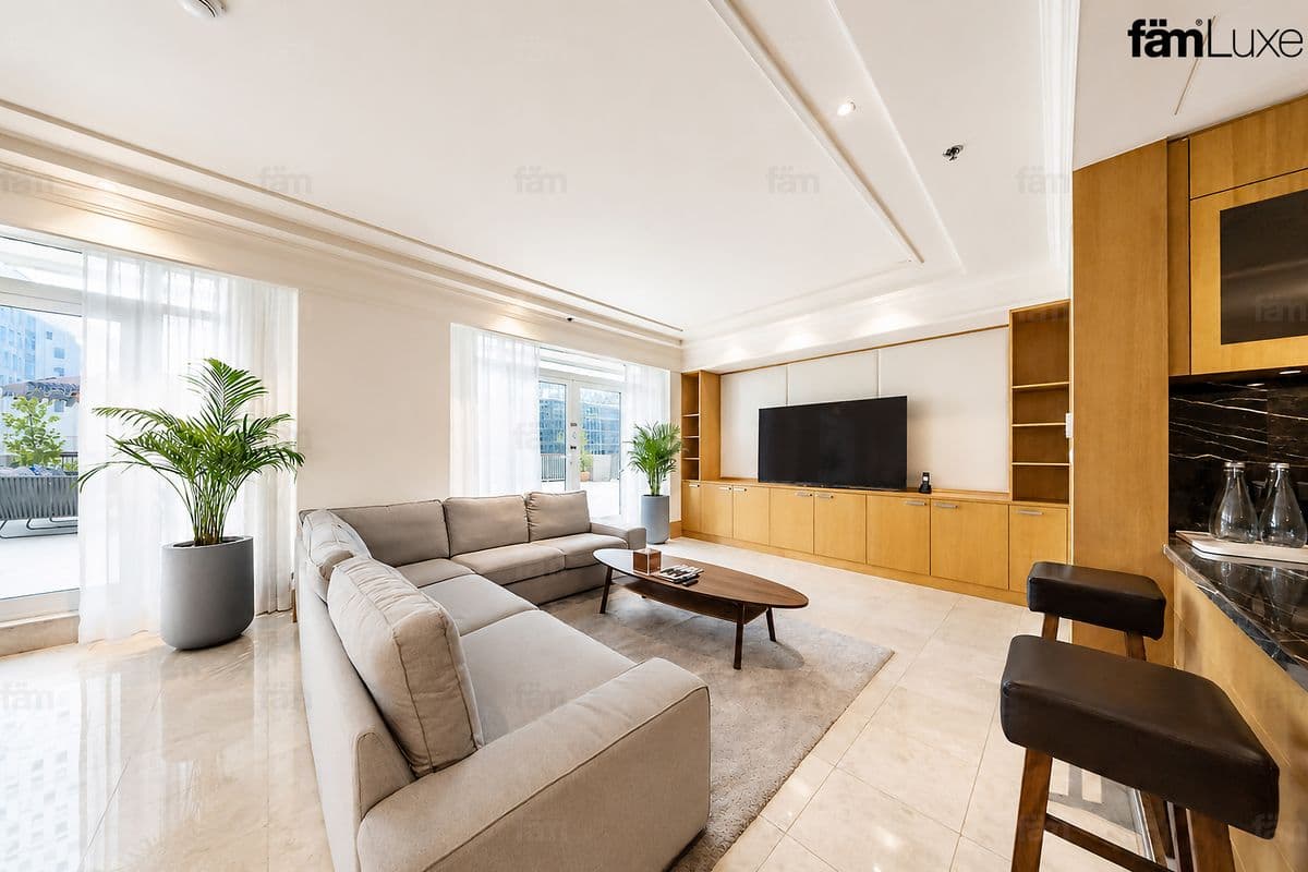 3 bedroom apartment in The Ritz-Carlton - DIFC, photograph 2 of 20