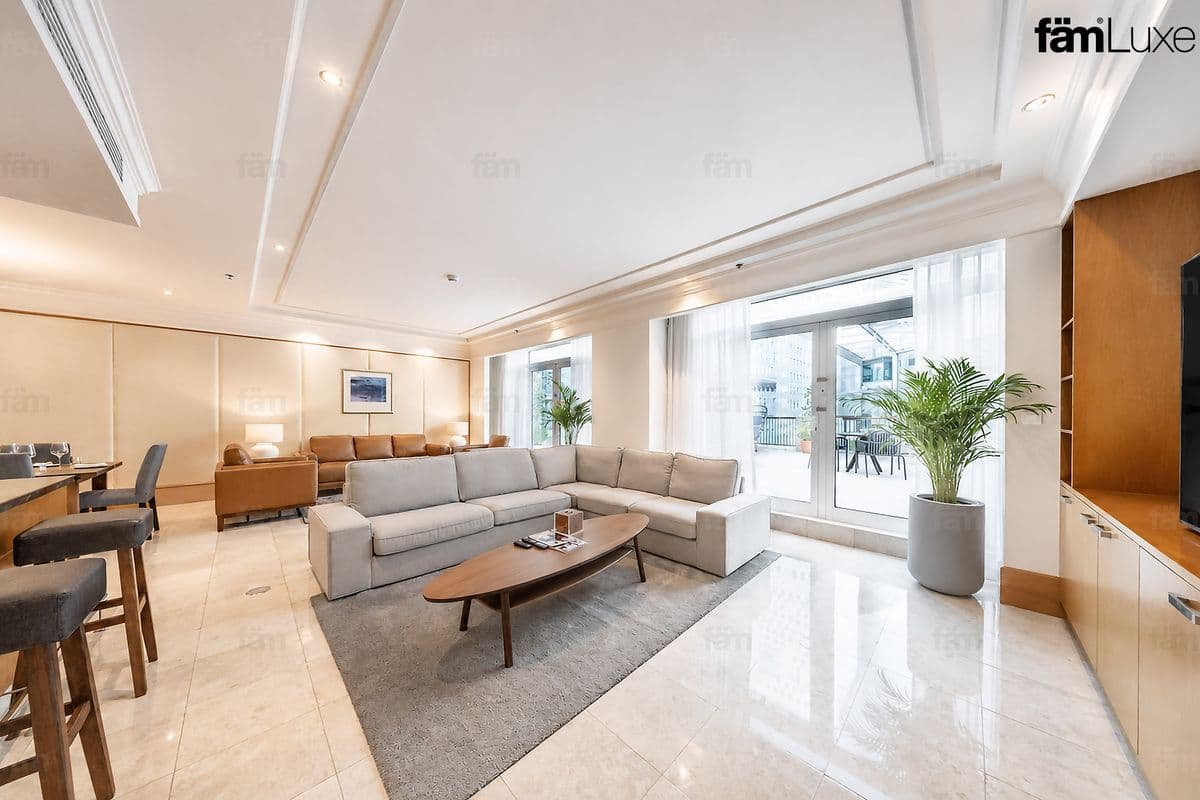 3 bedroom apartment in The Ritz-Carlton - DIFC, photograph 4 of 20