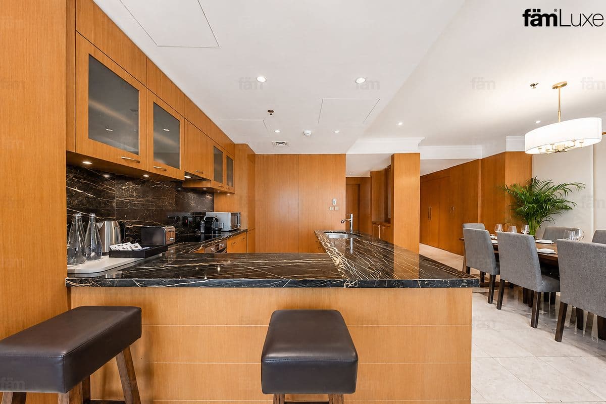 3 bedroom apartment in The Ritz-Carlton - DIFC, photograph 8 of 20