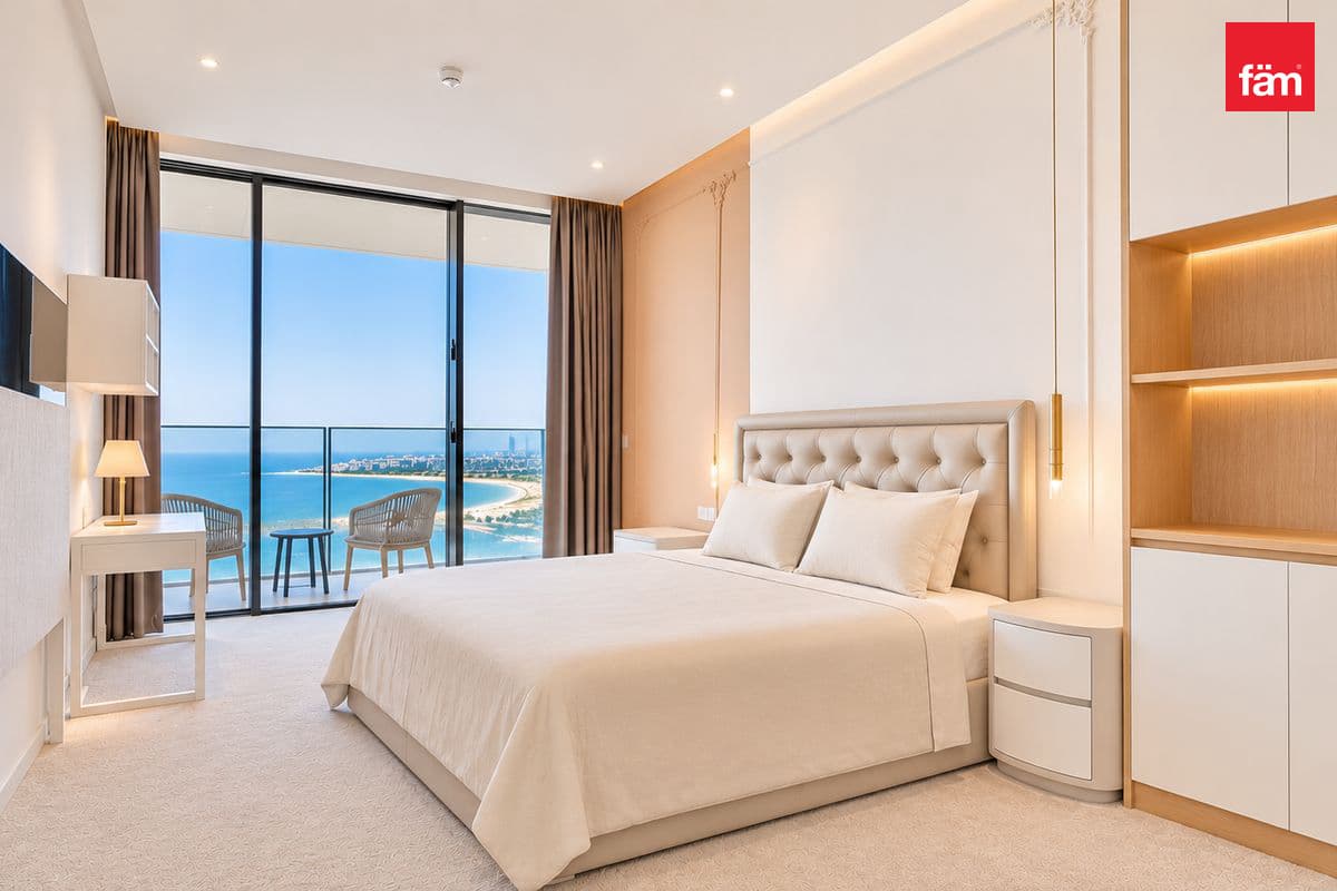 4 bedroom apartment in The Royal Atlantis Residences, photograph 4 of 20