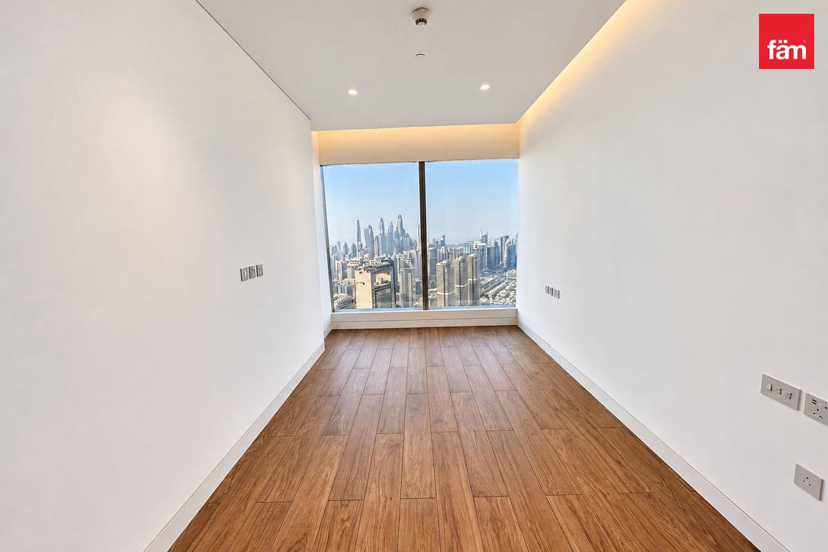 3 bedroom apartment in Uptown Tower - JLT, photograph 8 of 18