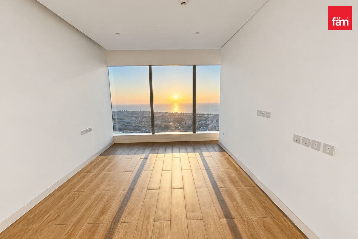 3 bedroom apartment in Uptown Tower - JLT, photograph 13 of 18