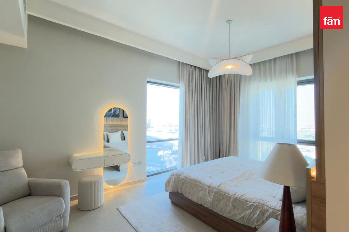 3 bedroom apartment in VIDA Residences Creek Beach, photograph 10 of 12