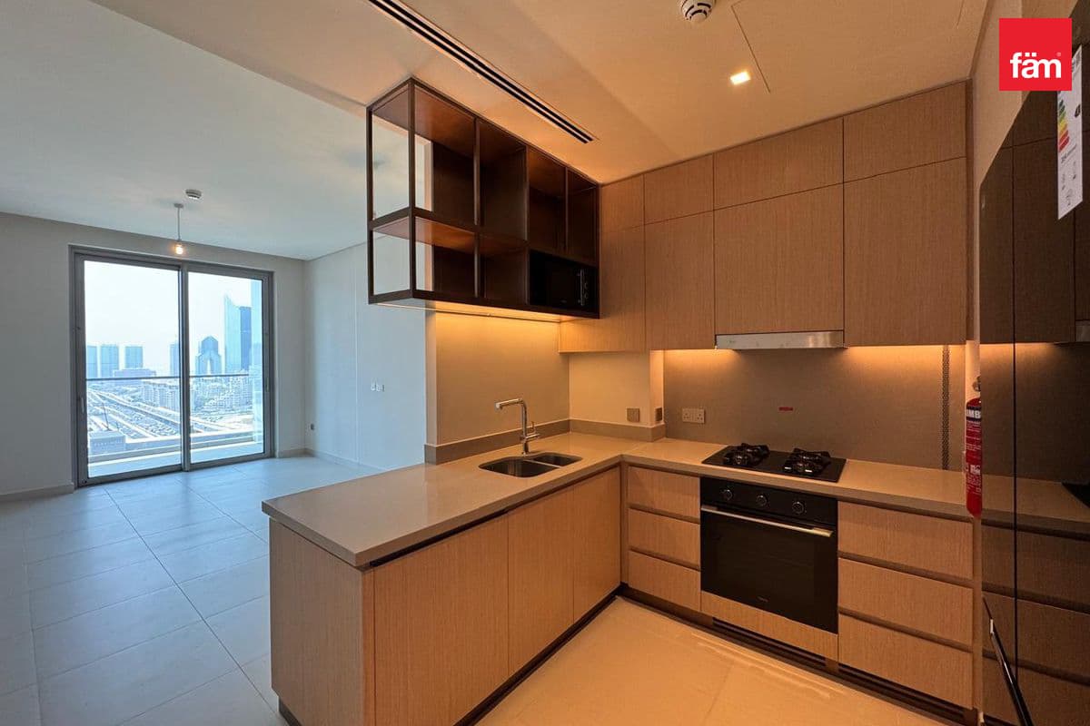 2 bedroom apartment in Vida Dubai Mall Tower 2, photograph 6 of 13