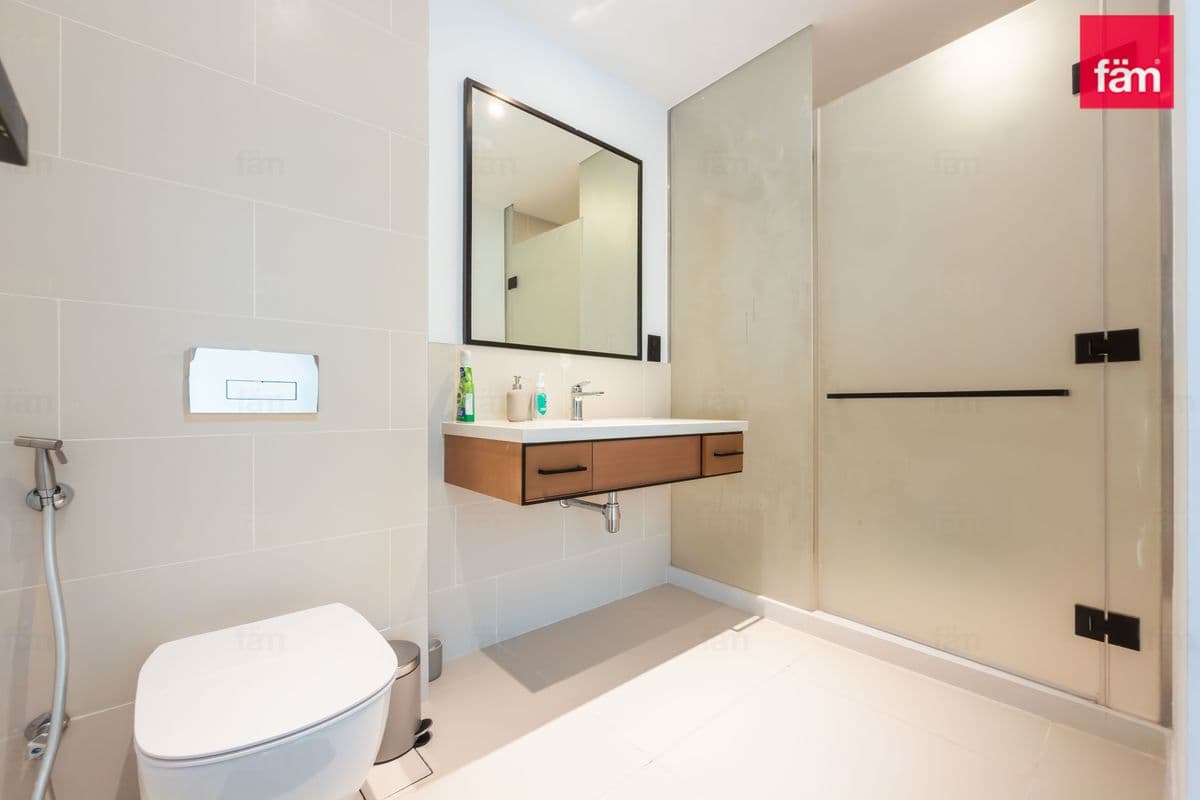3 bedroom apartment in Vida Residences Dubai Marina, photograph 7 of 20