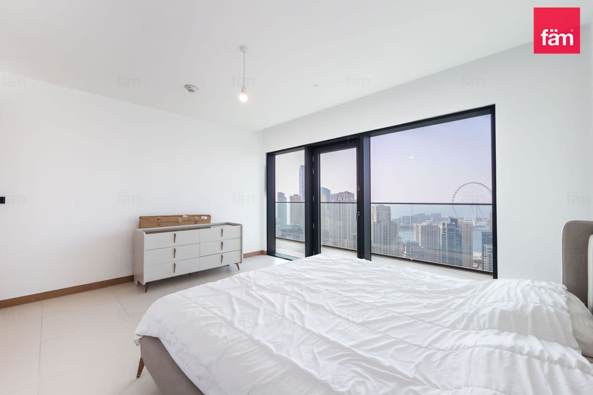 3 bedroom apartment in Vida Residences Dubai Marina, photograph 14 of 20