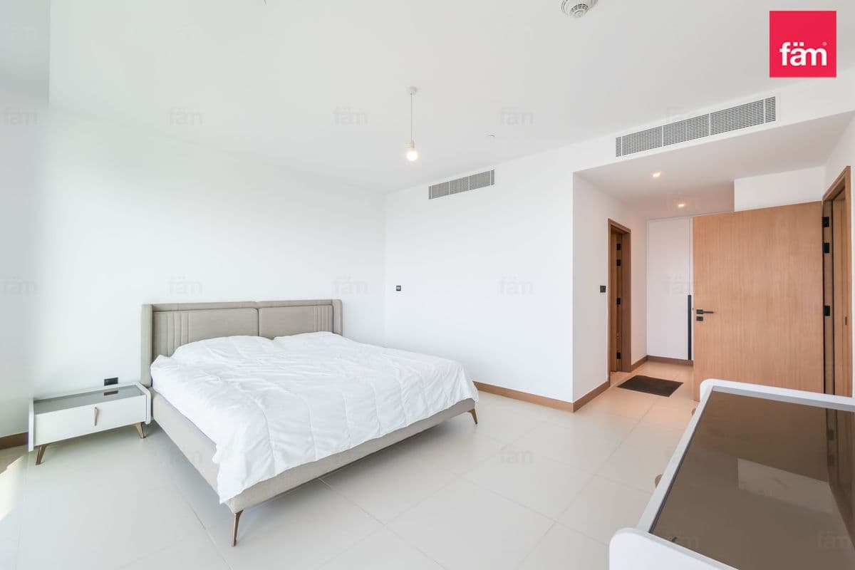 3 bedroom apartment in Vida Residences Dubai Marina, photograph 9 of 20