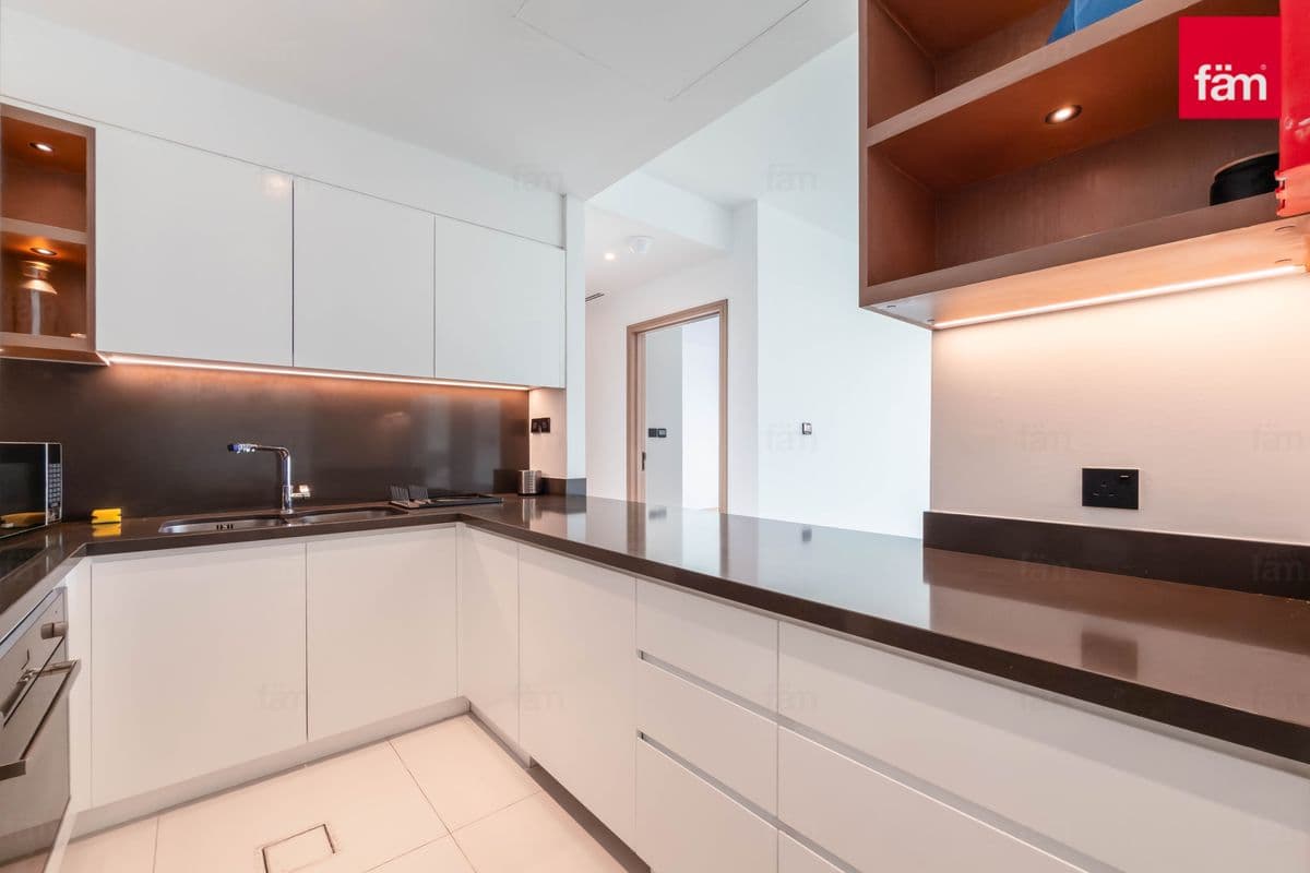 3 bedroom apartment in Vida Residences Dubai Marina, photograph 18 of 20