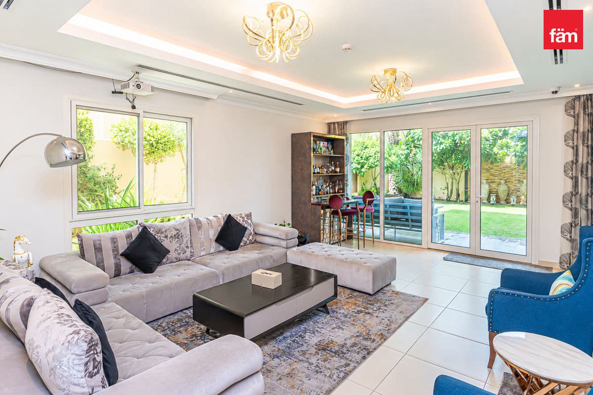 4 bedroom villa in Villa Lantana 1, photograph 4 of 20