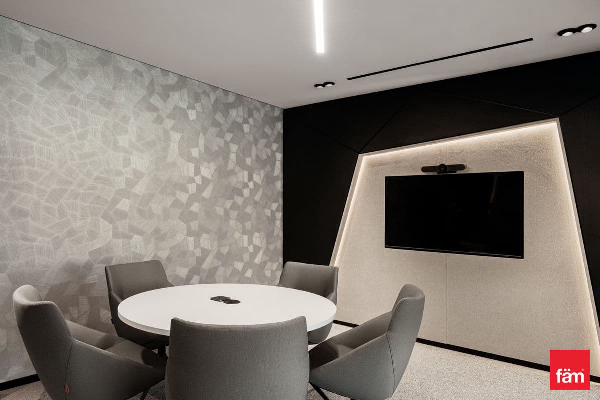 office in API Trio Tower, photograph 10 of 12