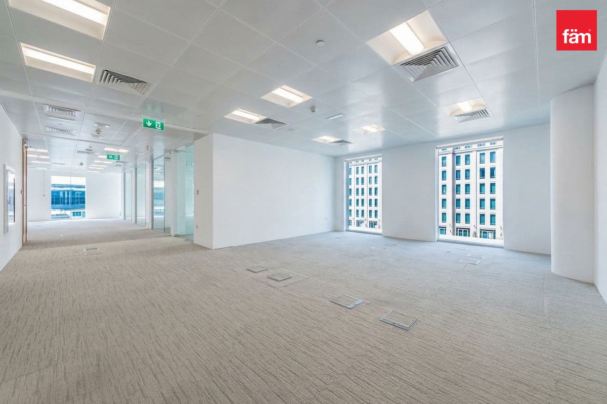 office in Al Fattan Currency House, photograph 2 of 11