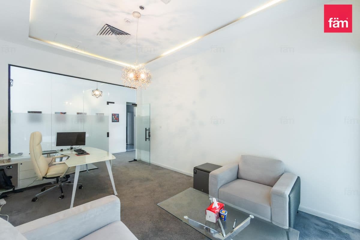 office in Bay Square 10, photograph 6 of 19