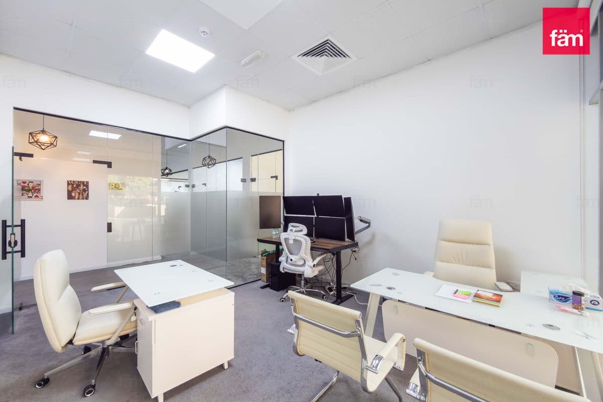 office in Bay Square 10, photograph 7 of 19