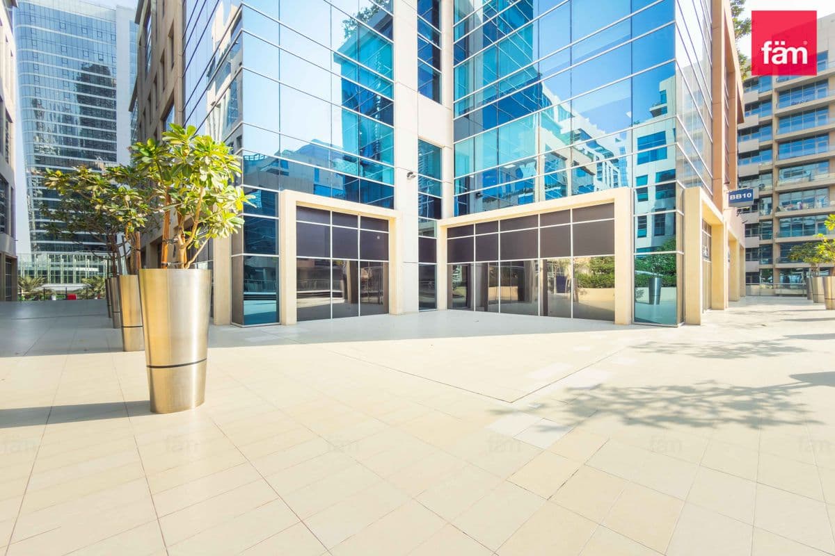 office in Bay Square 10, photograph 15 of 19