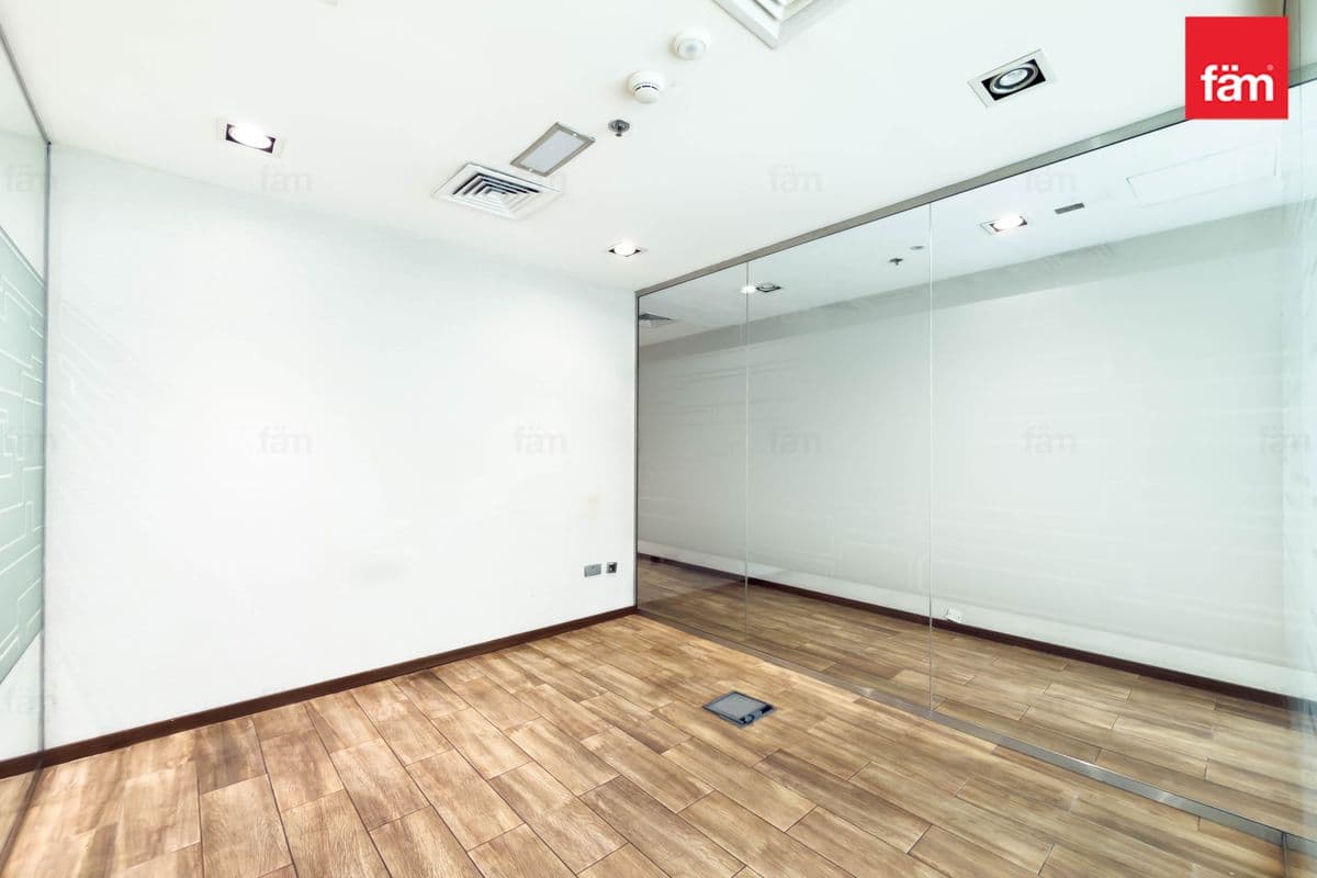 office in Bay Square 12, photograph 20 of 20