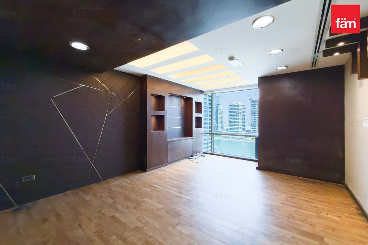 office in Bay Square 12, photograph 12 of 20