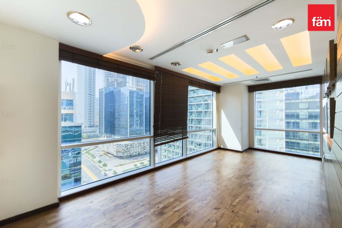 Fully Fitted | Ready To Move | Community Expert