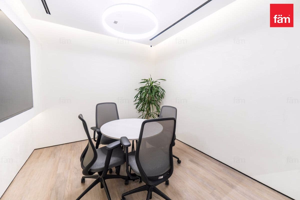 office in Bay Square 13, photograph 11 of 17
