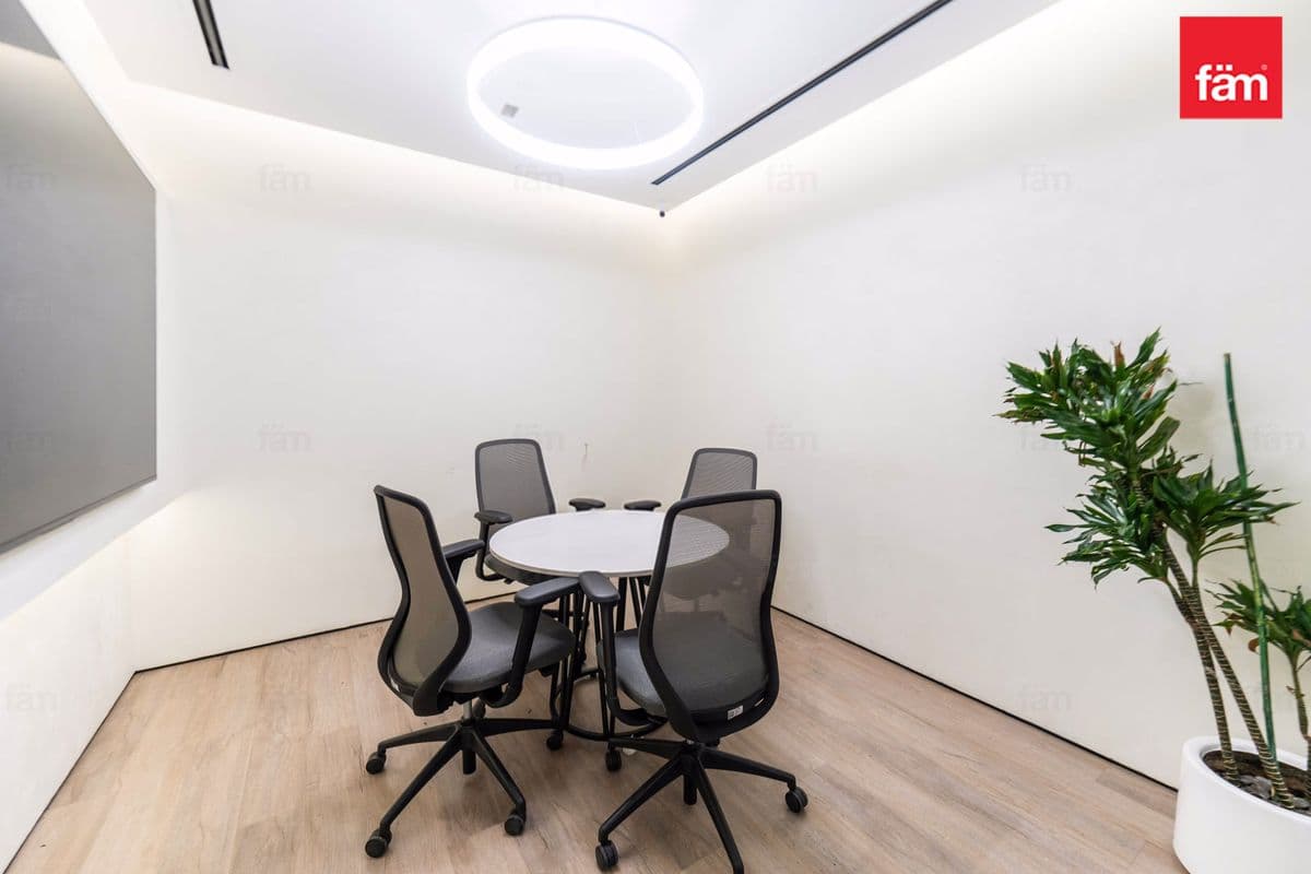 office in Bay Square 13, photograph 15 of 17