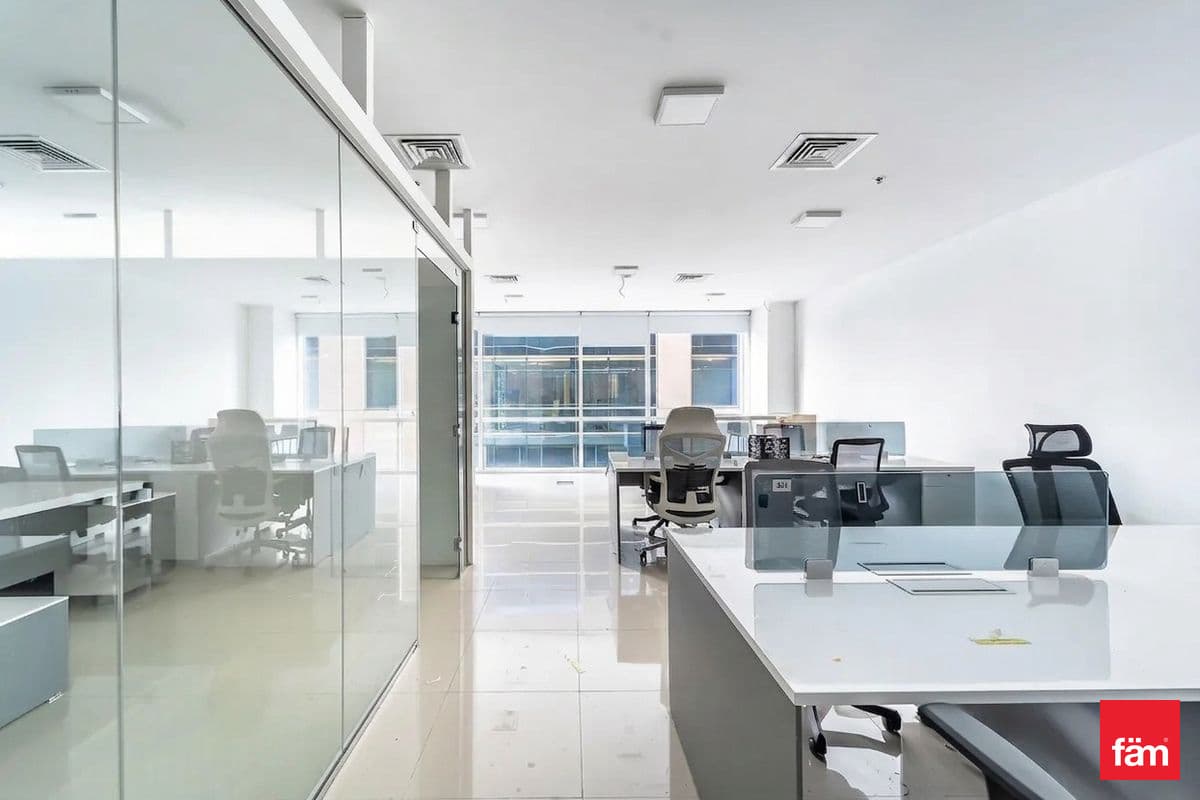 office in Bay Square 7, photograph 2 of 13