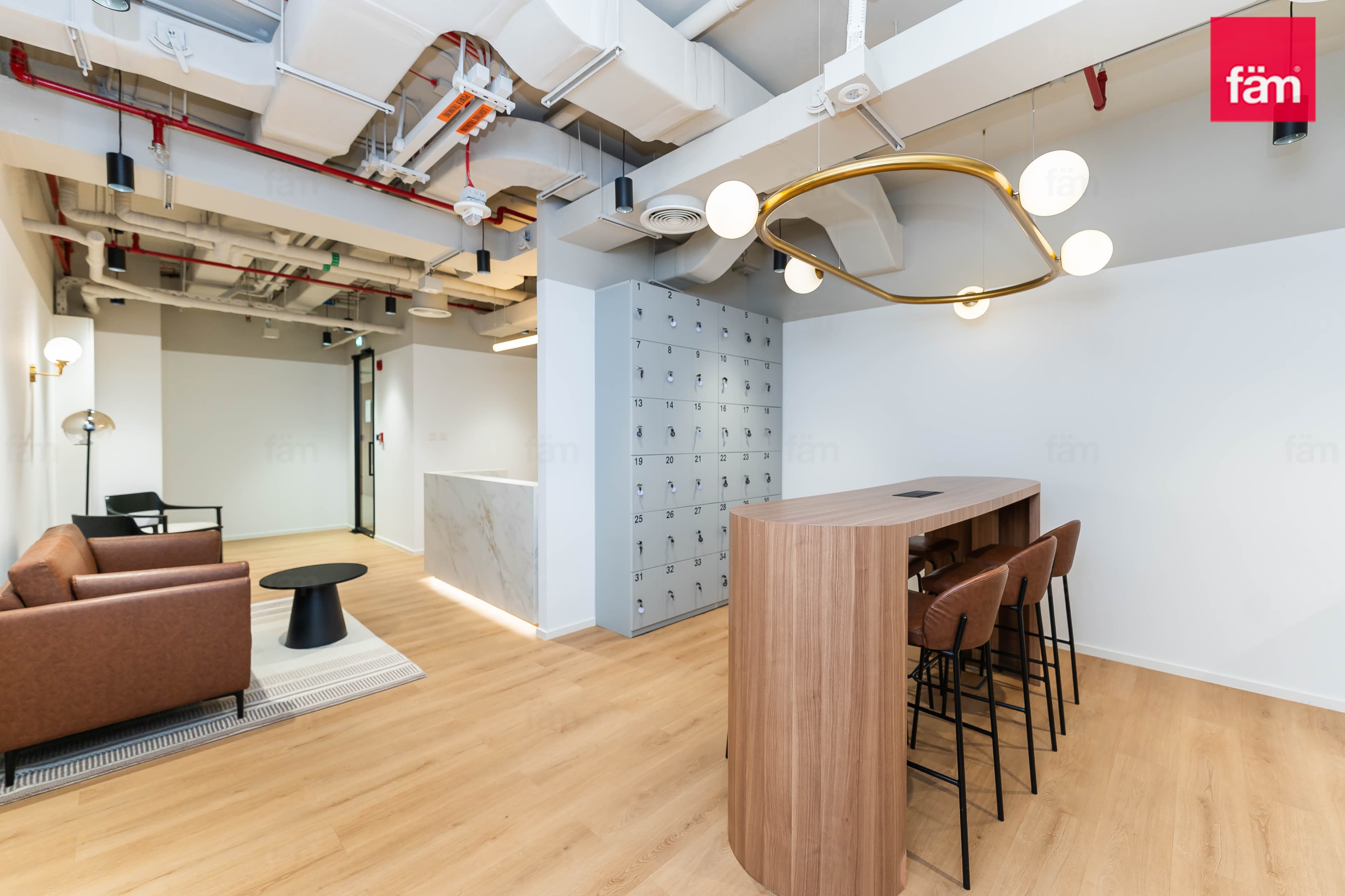 office in Burj Al Salam, photograph 5 of 15