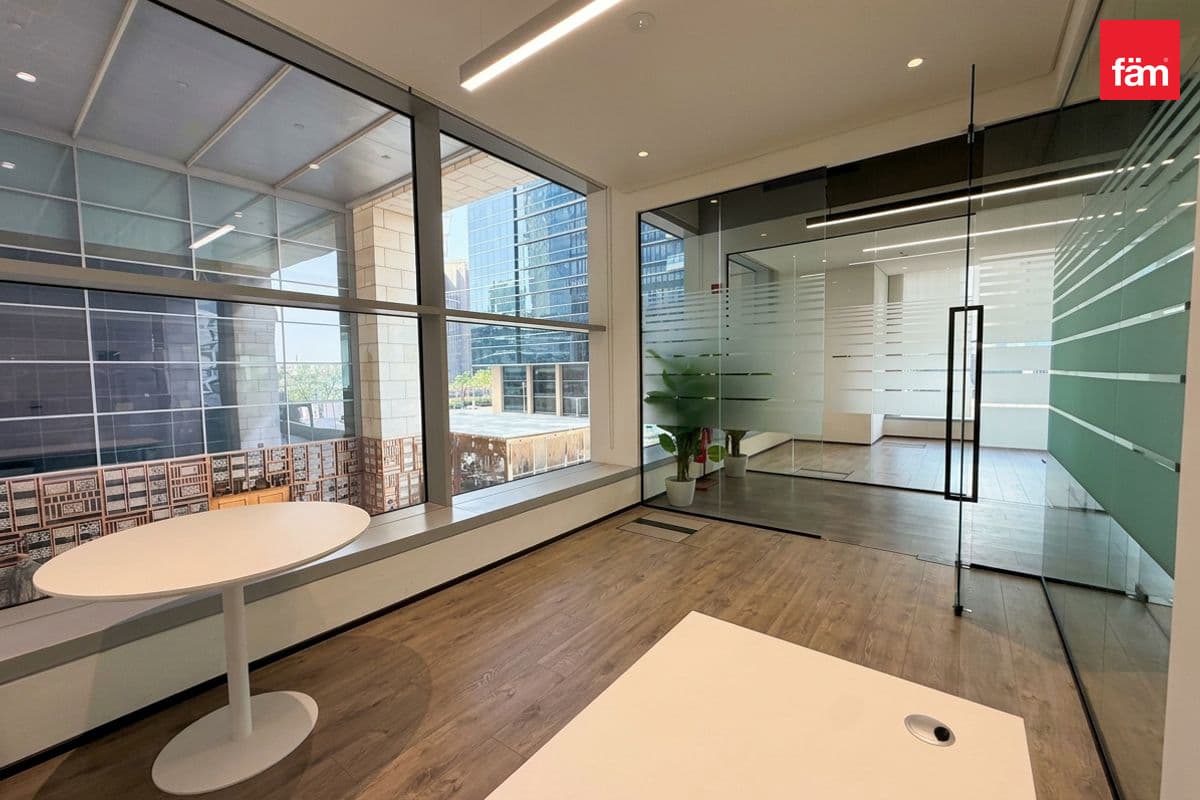 office in Burj Daman, photograph 18 of 20