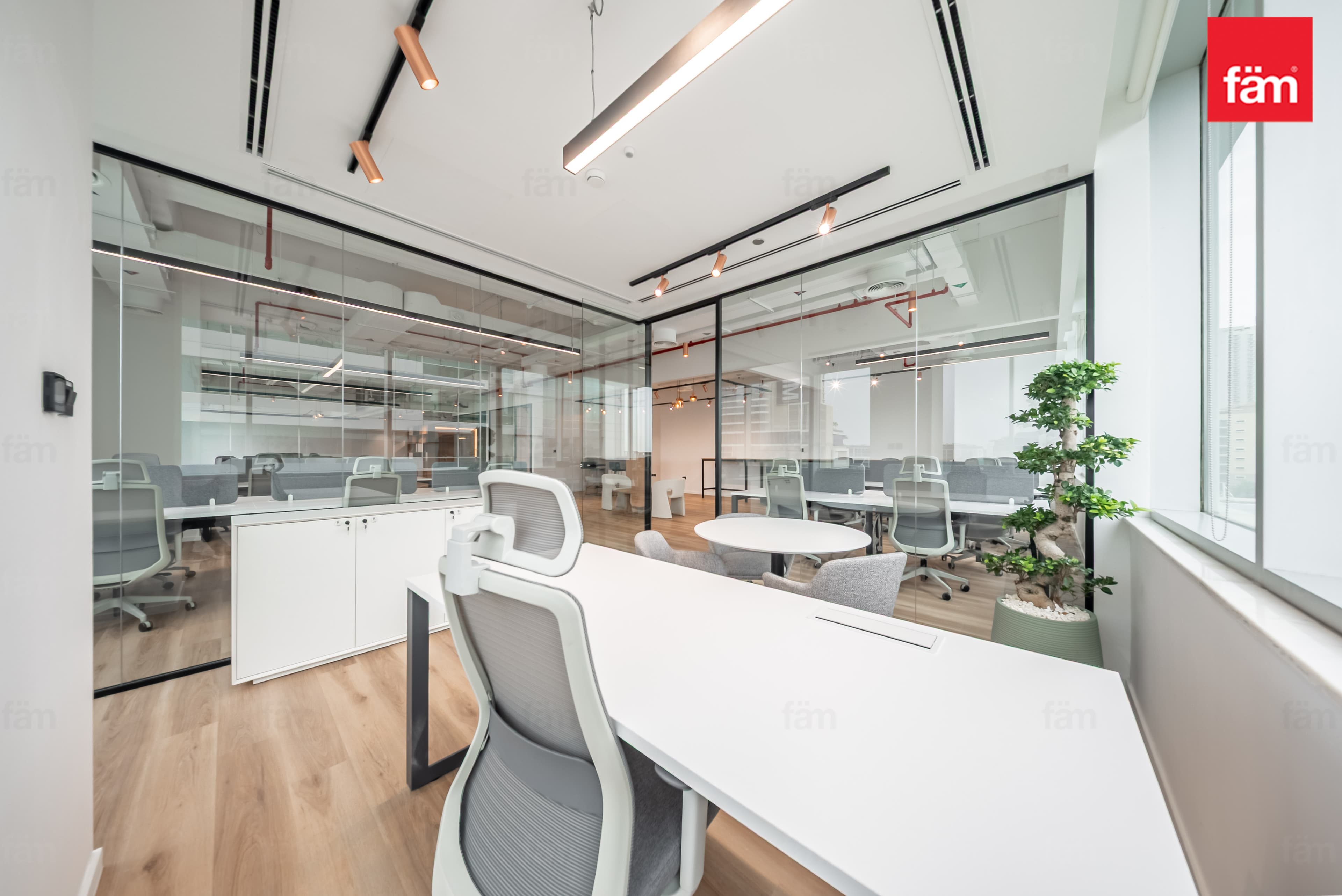 office in Emaar Business Park Building 3, photograph 17 of 20