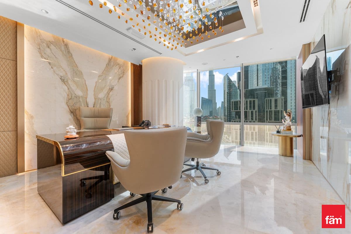 office in Magnum Opus Bay, photograph 14 of 19