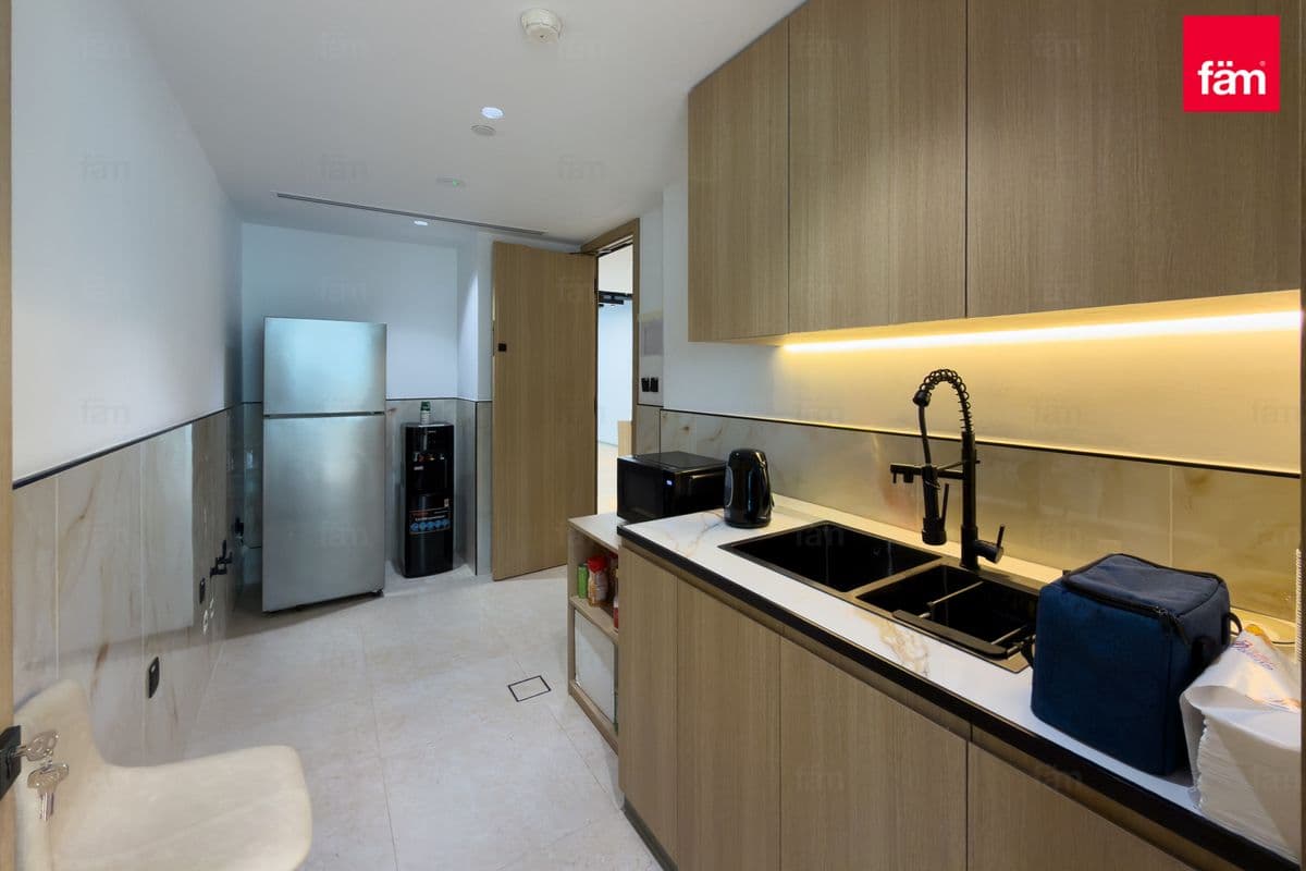 office in Magnum Opus Tower, photograph 9 of 14