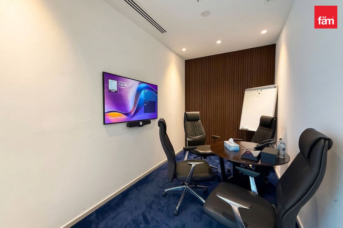 office in Park Towers Podium, photograph 11 of 20