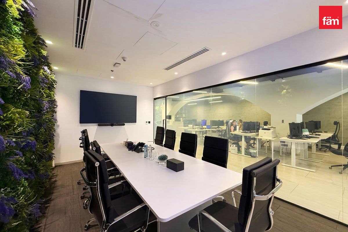 office in Park Towers Podium, photograph 6 of 20