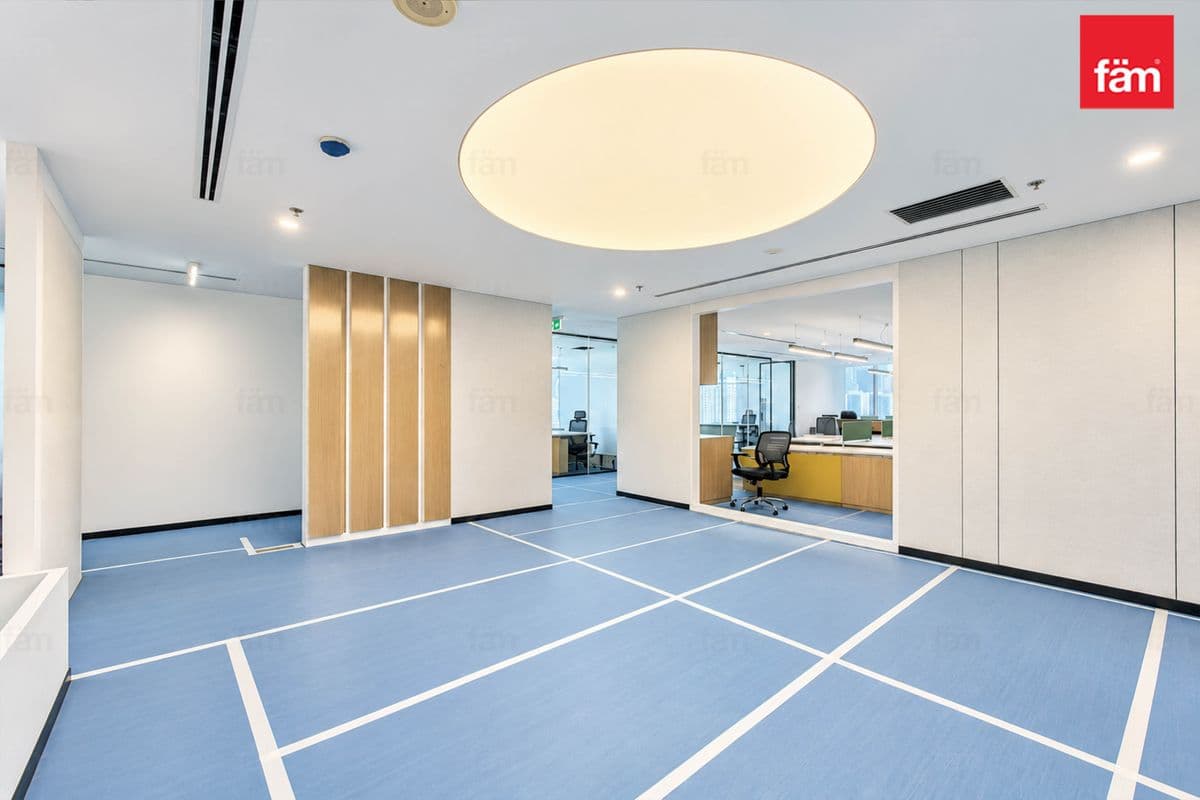office in Reef Tower - Jumeirah Lake Towers, photograph 8 of 19