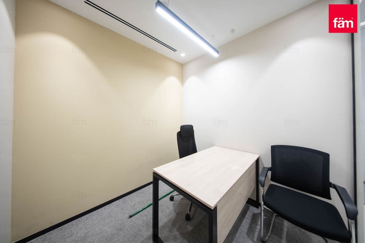 office in Silver Tower (AG Tower), photograph 9 of 12